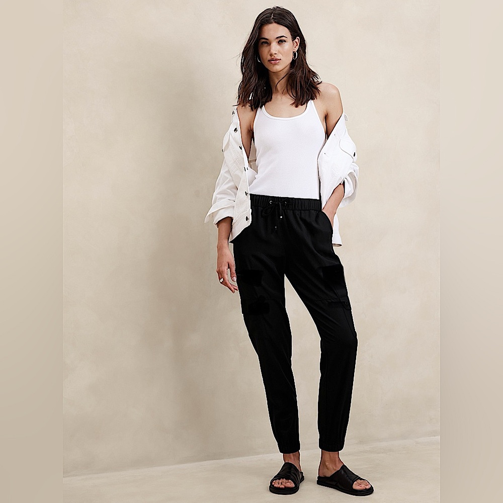 Banana Republic Women's Black Jogger Pants
